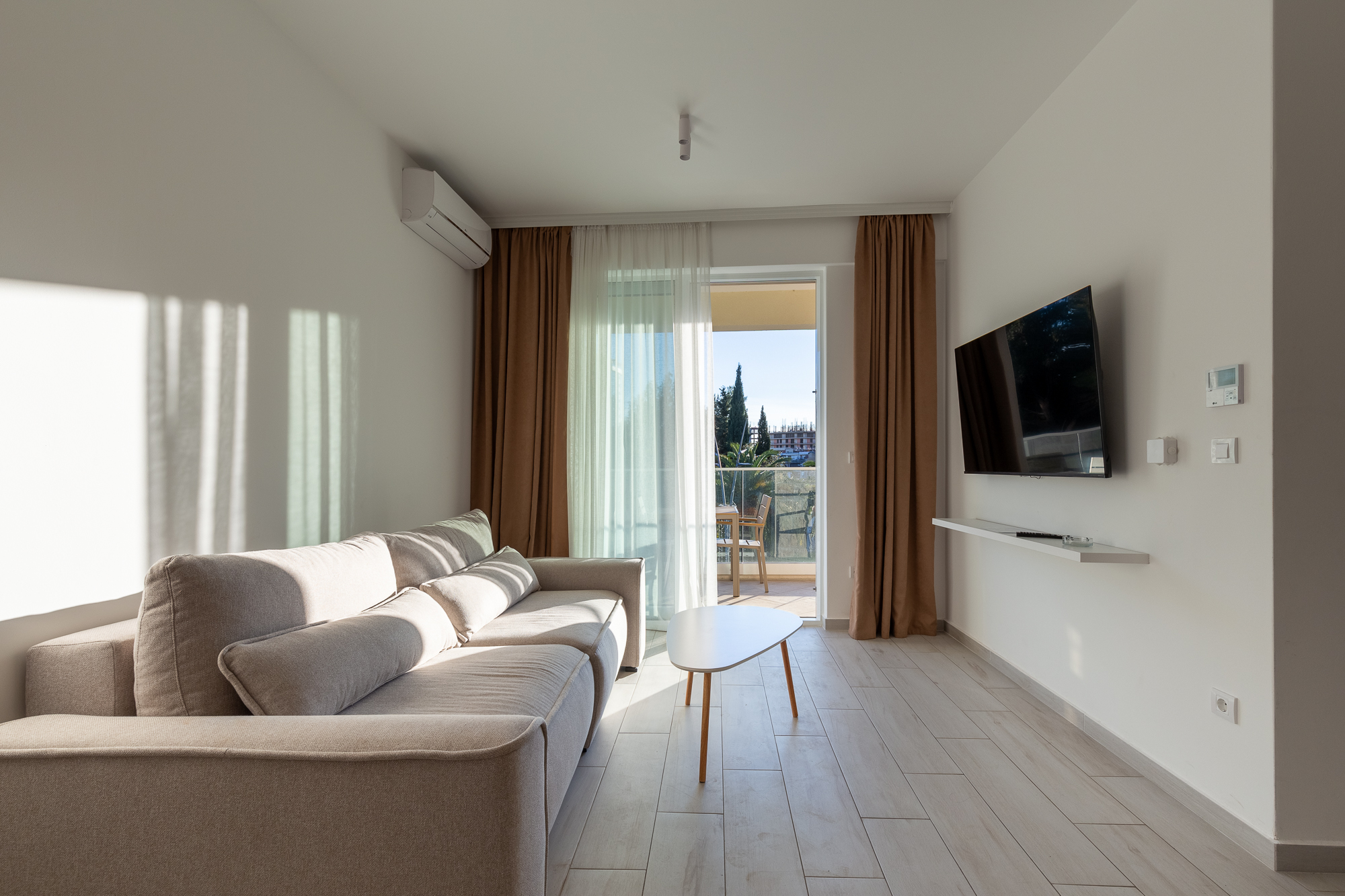 Image of Hotel - 10 Bedrooms - 2 Bathrooms for Sale in Budva-Budva-Montenegro, Image 2